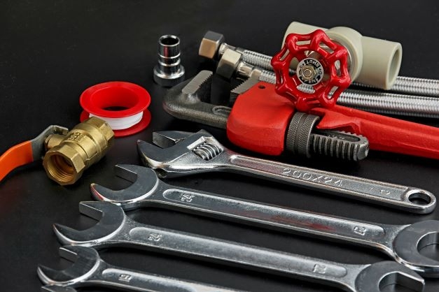 DIY Plumbing Equipment Tool Kit: Find Out Everything You Need - True Value  Hardware
