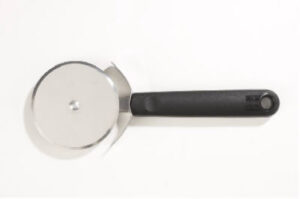 Pizza Cutter With Finger Guard